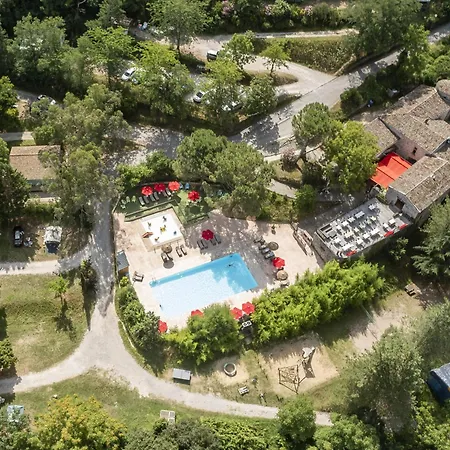 Domaine Residentiel De Plein Air Mas De Champel Campeggio Les Ollières-sur-Eyrieux